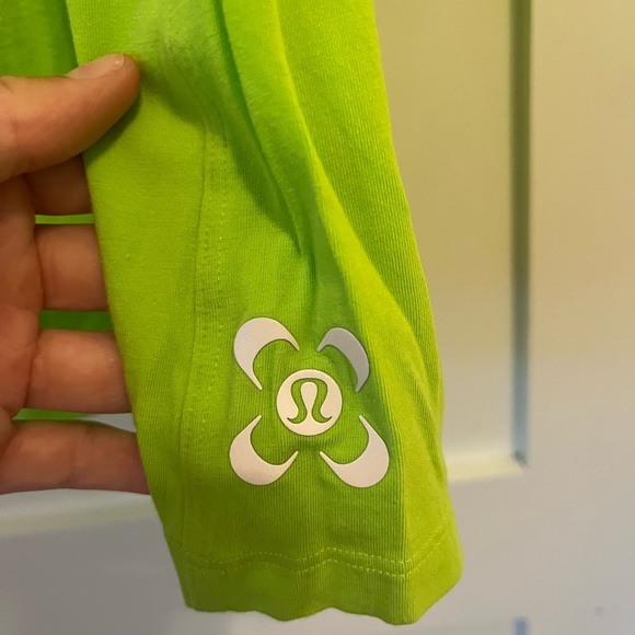 Lululemon All Yours Tank Special Edition - Picture 2 of 3